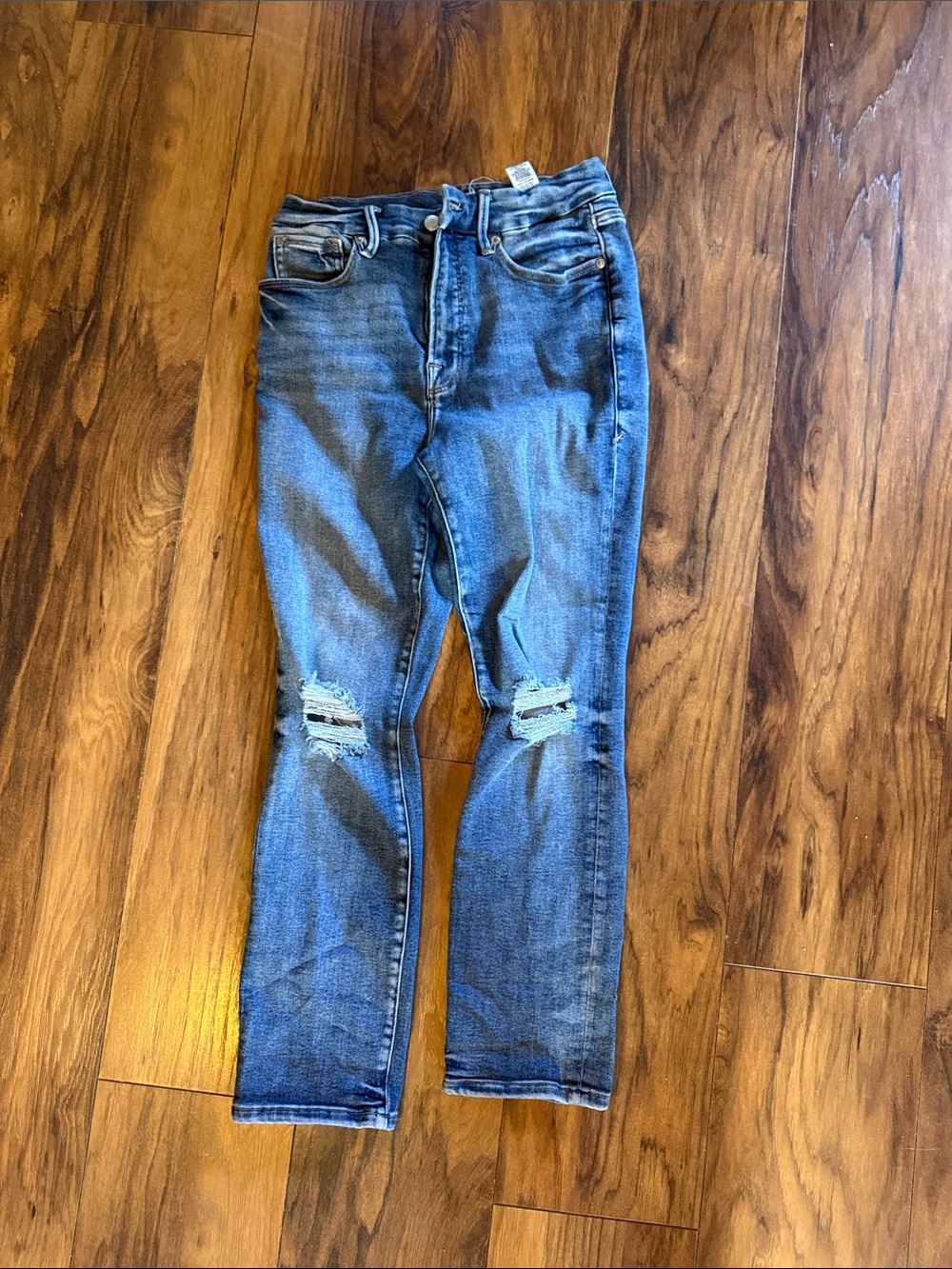 Good American Light Blue Washed Jeans